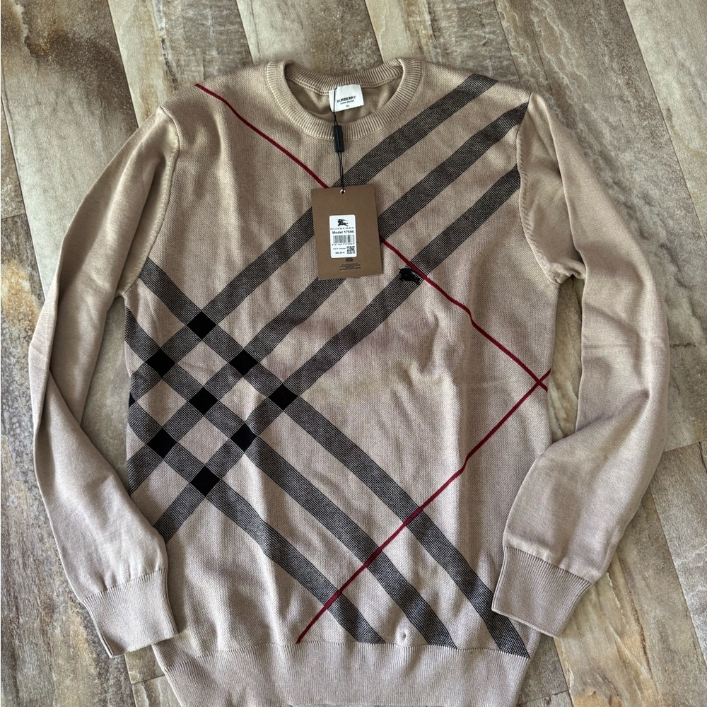NWT Burberry Tan Checkered Men's Sweater